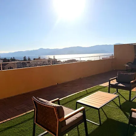 Rooftop Vista Mare & Castello Tramonti Incredibili * Reggio di Calabria