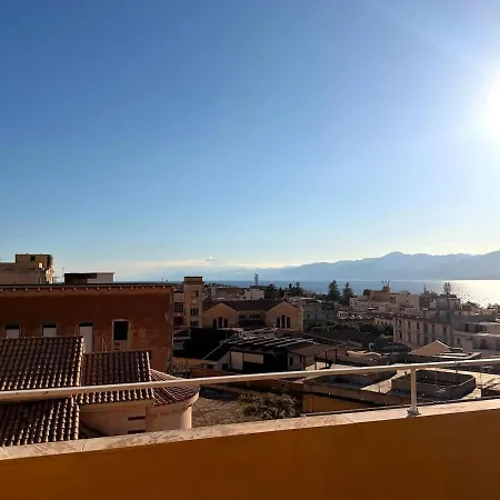 Rooftop Vista Mare & Castello Tramonti Incredibili Lejlighed